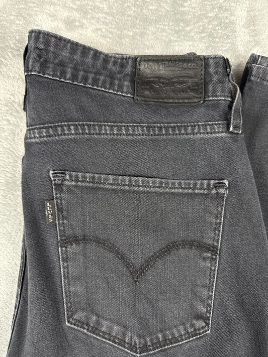 Retro Levi's 721 High Rise Skinny Jeans in Black, Size 30