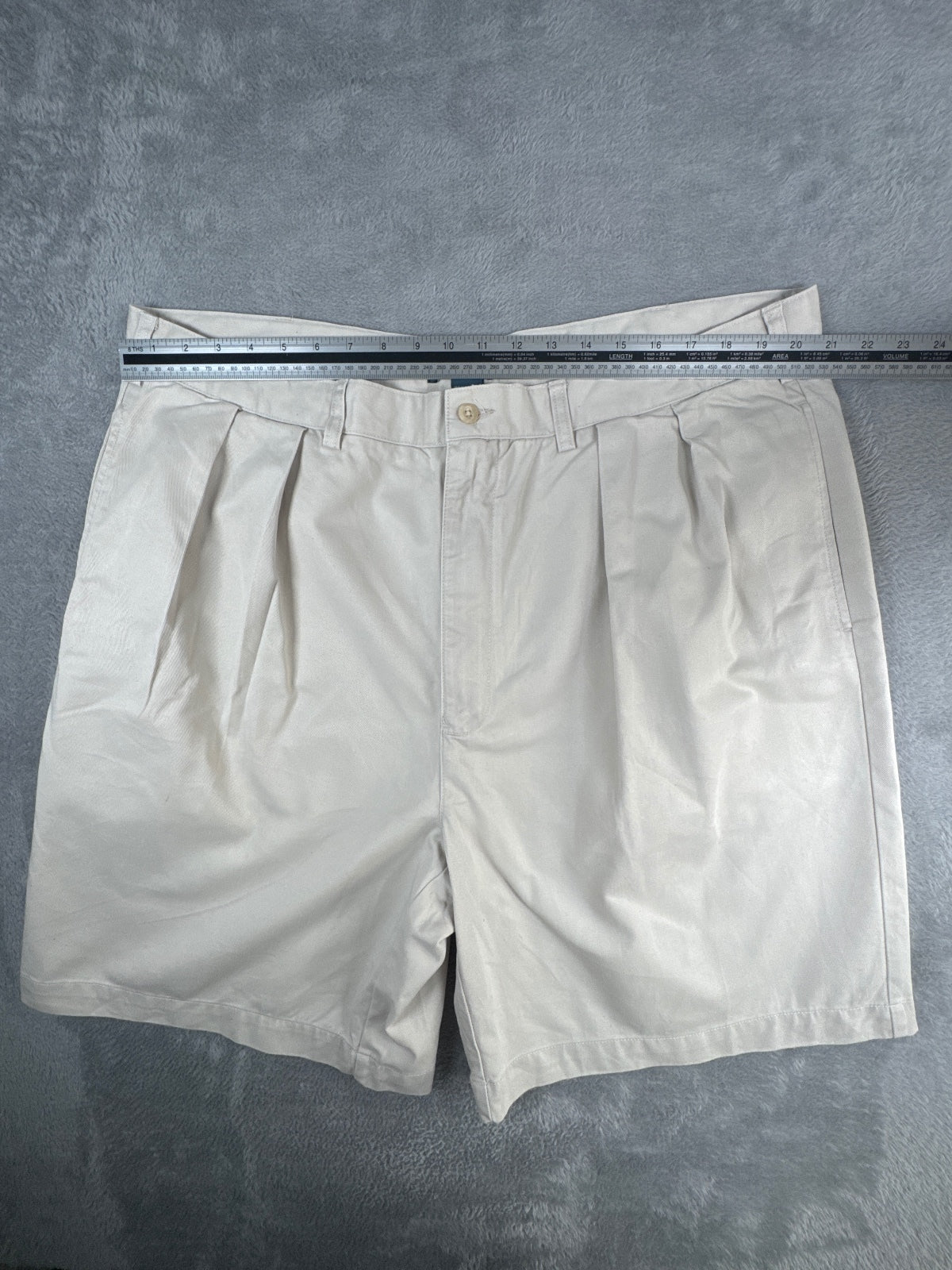 Polo by Ralph Lauren Classic Fit Cotton Beige Shorts W42