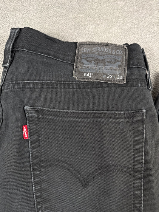 Levi's 541 Black Jeans W32 L32