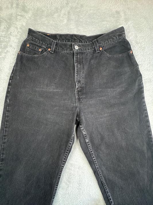 Levi's 512 Slim Fit Tapered Leg Black Denim Jeans W32