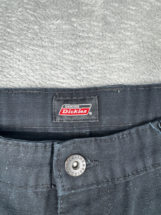 Dickies Black Cargo Shorts W34