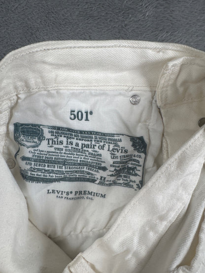 Levi's 501 White Denim Shorts Size W26