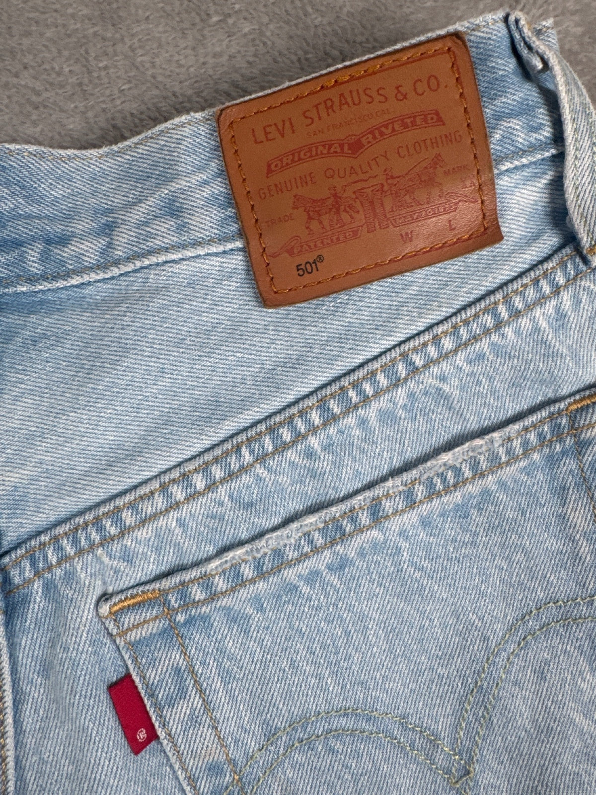 Levi's Premium 501 Light Blue Denim Shorts W25
