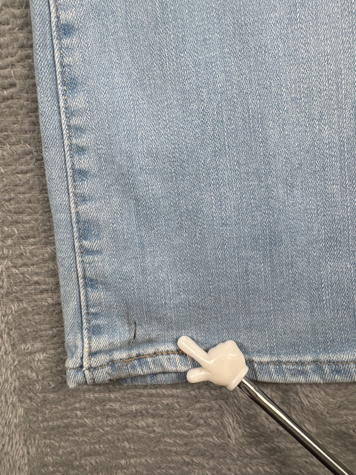 Levi's 725 High Rise Bootcut Jeans Light Blue W29 L30