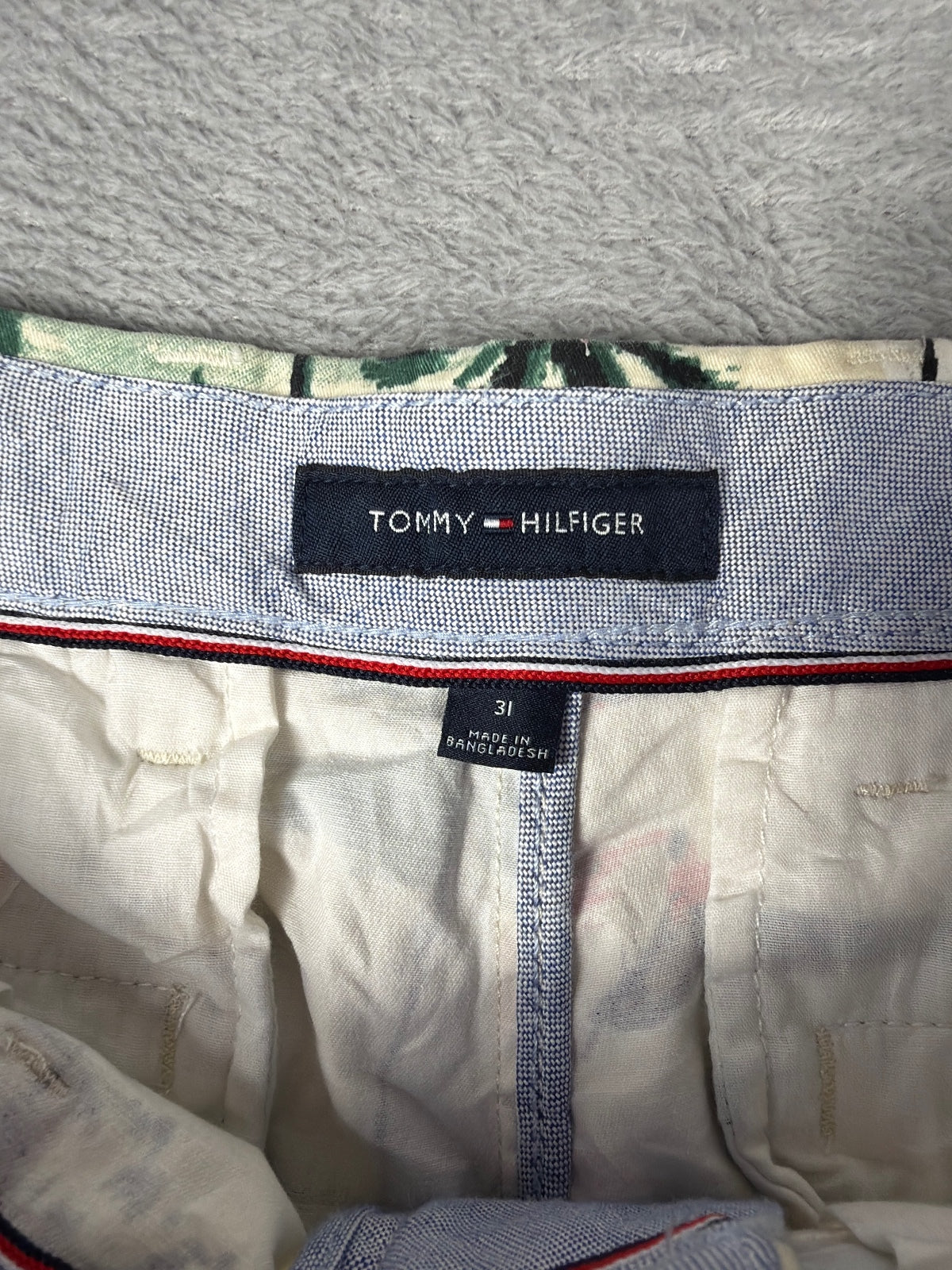 Tommy Hilfiger Tropical Print Shorts W31