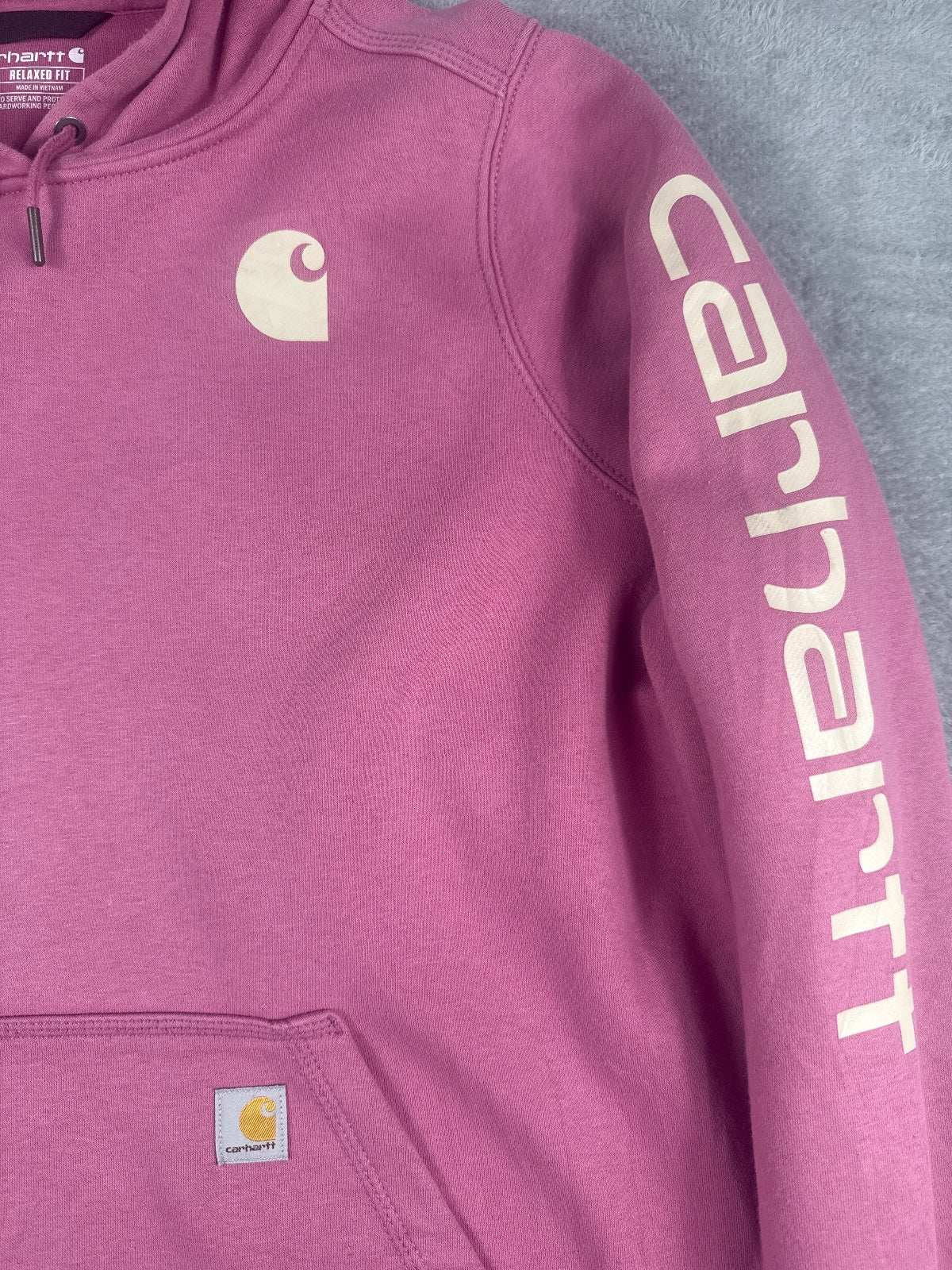 Carhartt Relaxed Fit Hoodie in Pink - XL