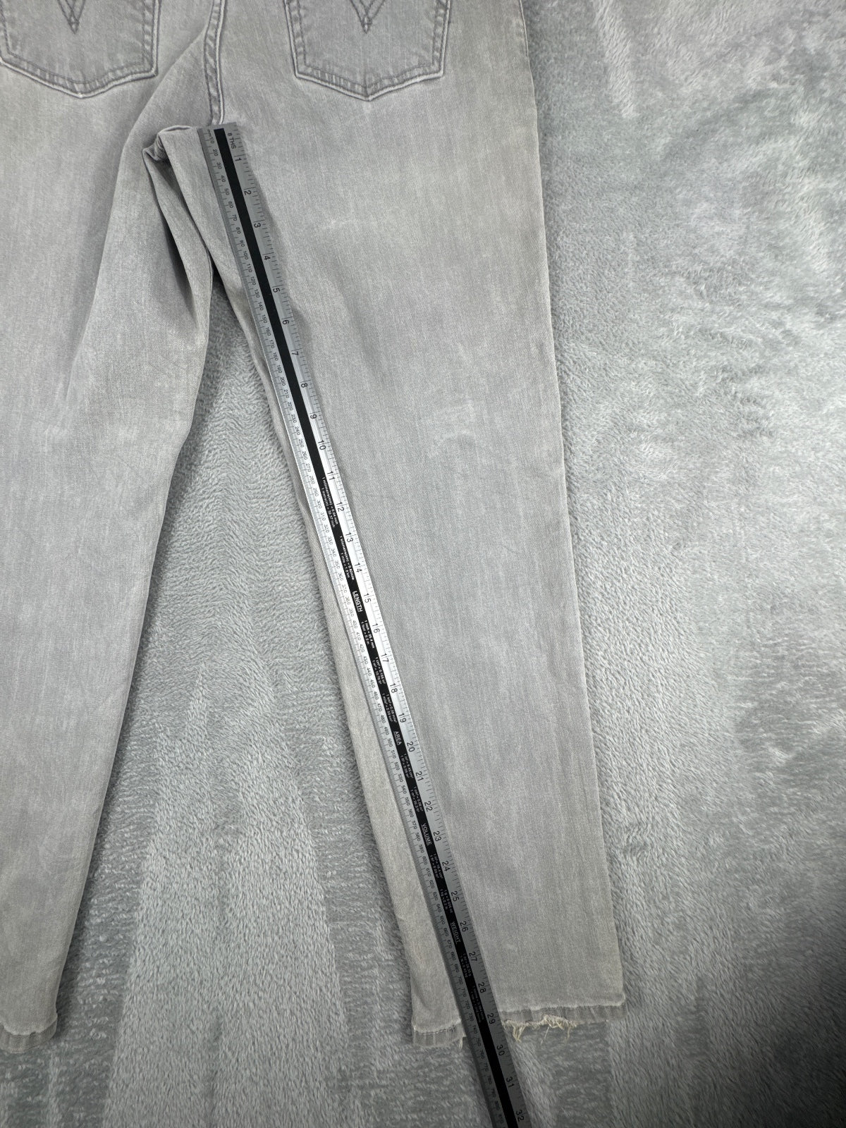 Levi's 550 Relaxed Tapered Grey Jeans Size 8M
