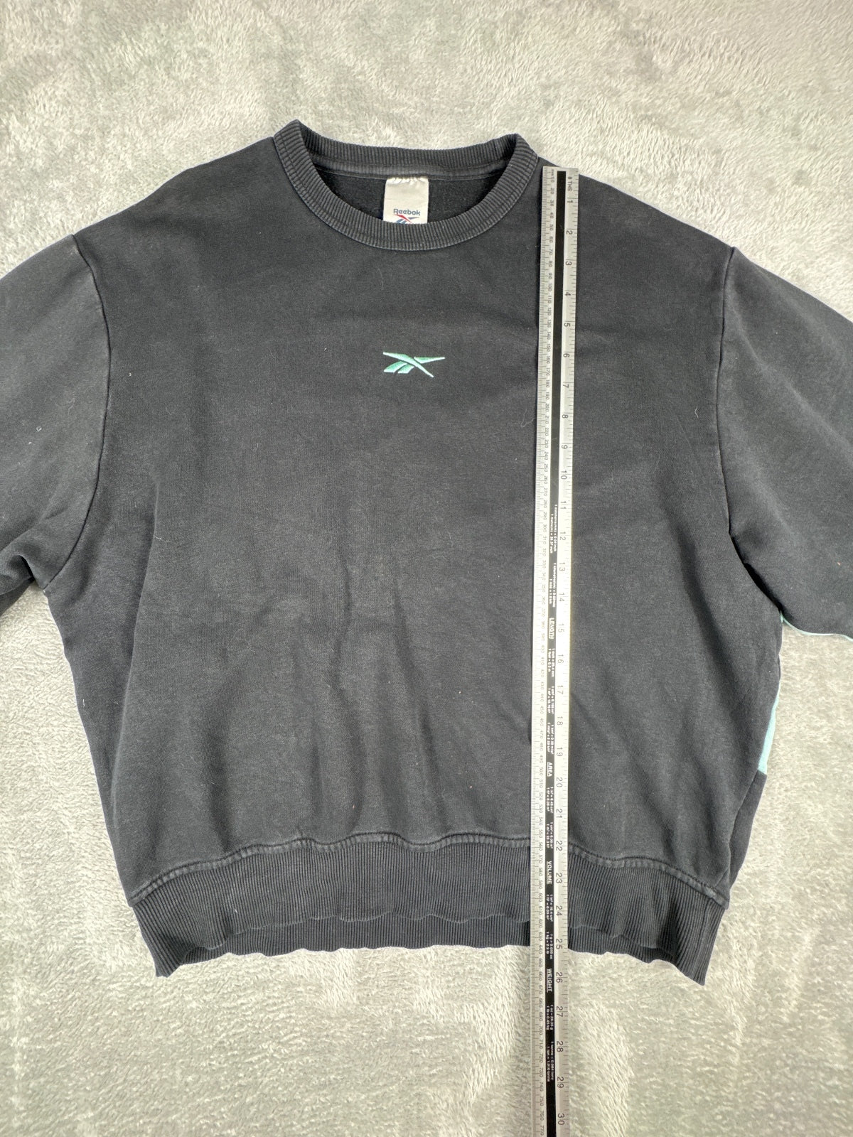 Reebok Black and Turquoise Sweatshirt Size M