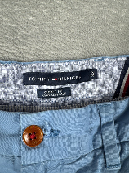 Tommy Hilfiger Classic Fit Light Blue Bermuda Shorts W32