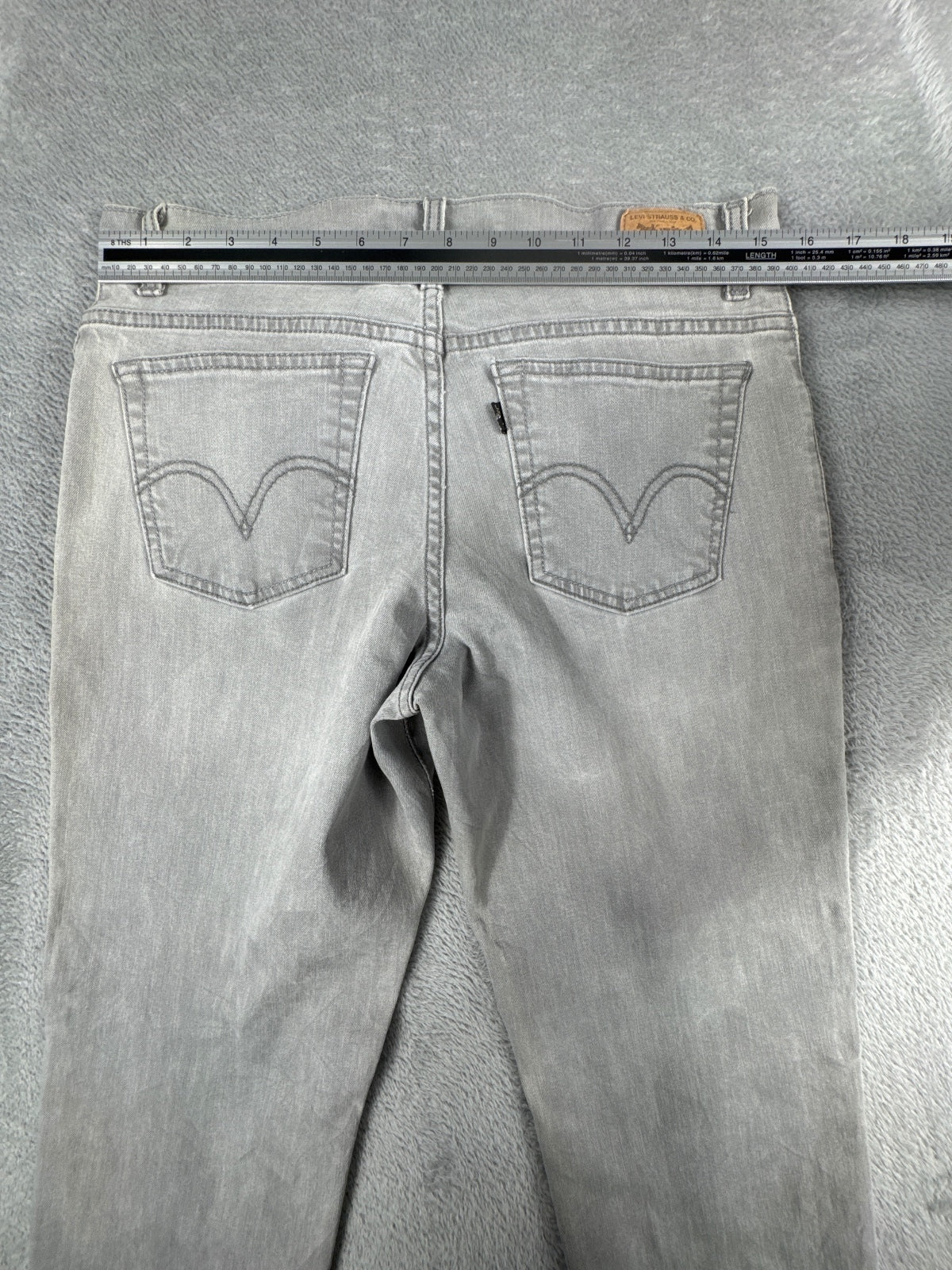 Levi's 550 Relaxed Tapered Grey Jeans Size 8M
