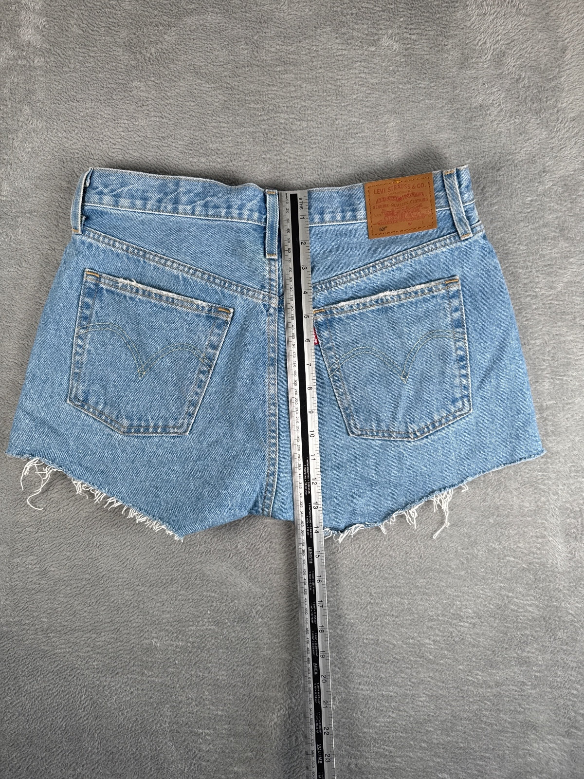 Levi's 501 Light Blue Denim Shorts W30