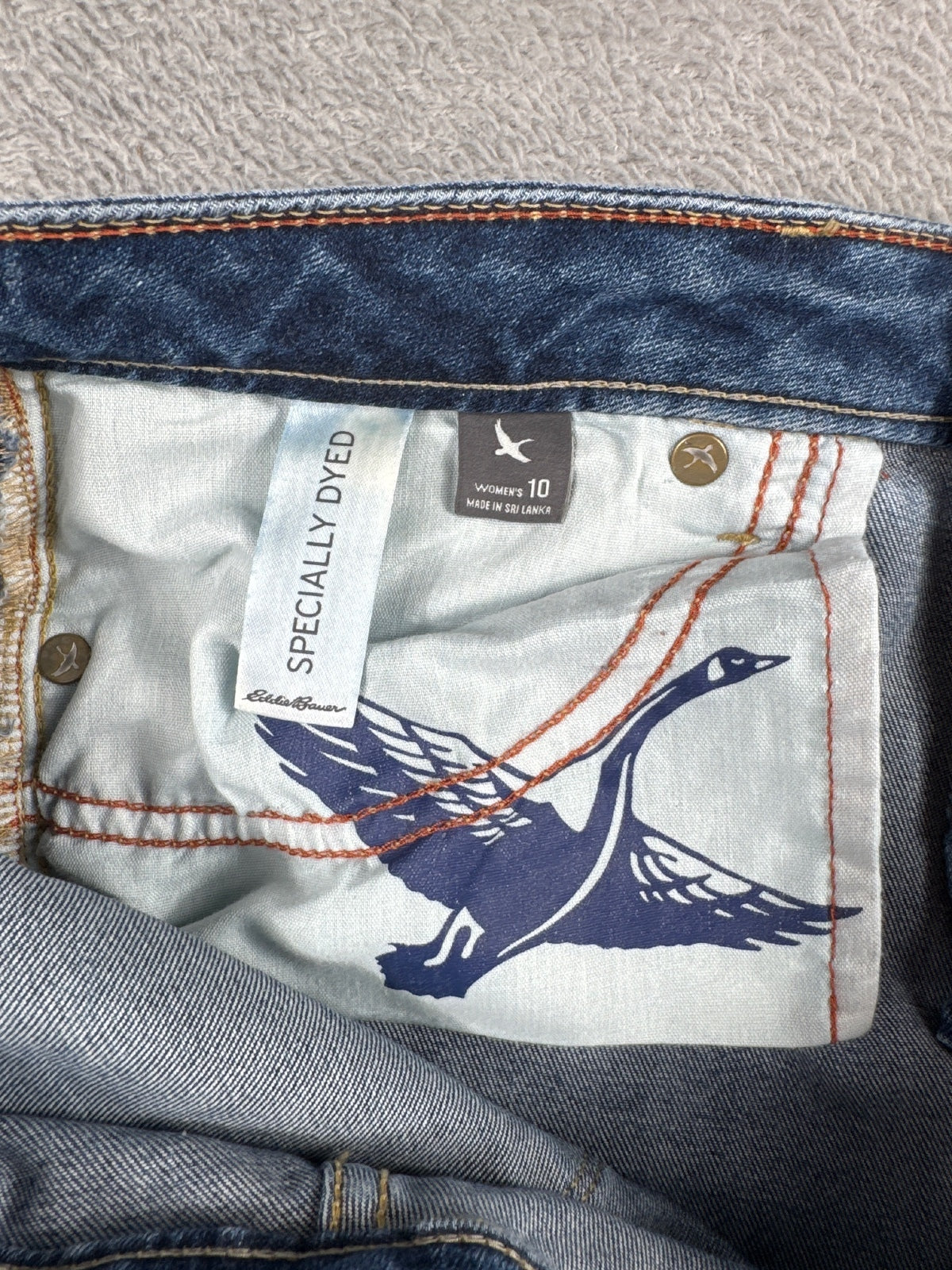 Brand New Eddie Bauer Slim Straight Blue Denim Jeans Size 14