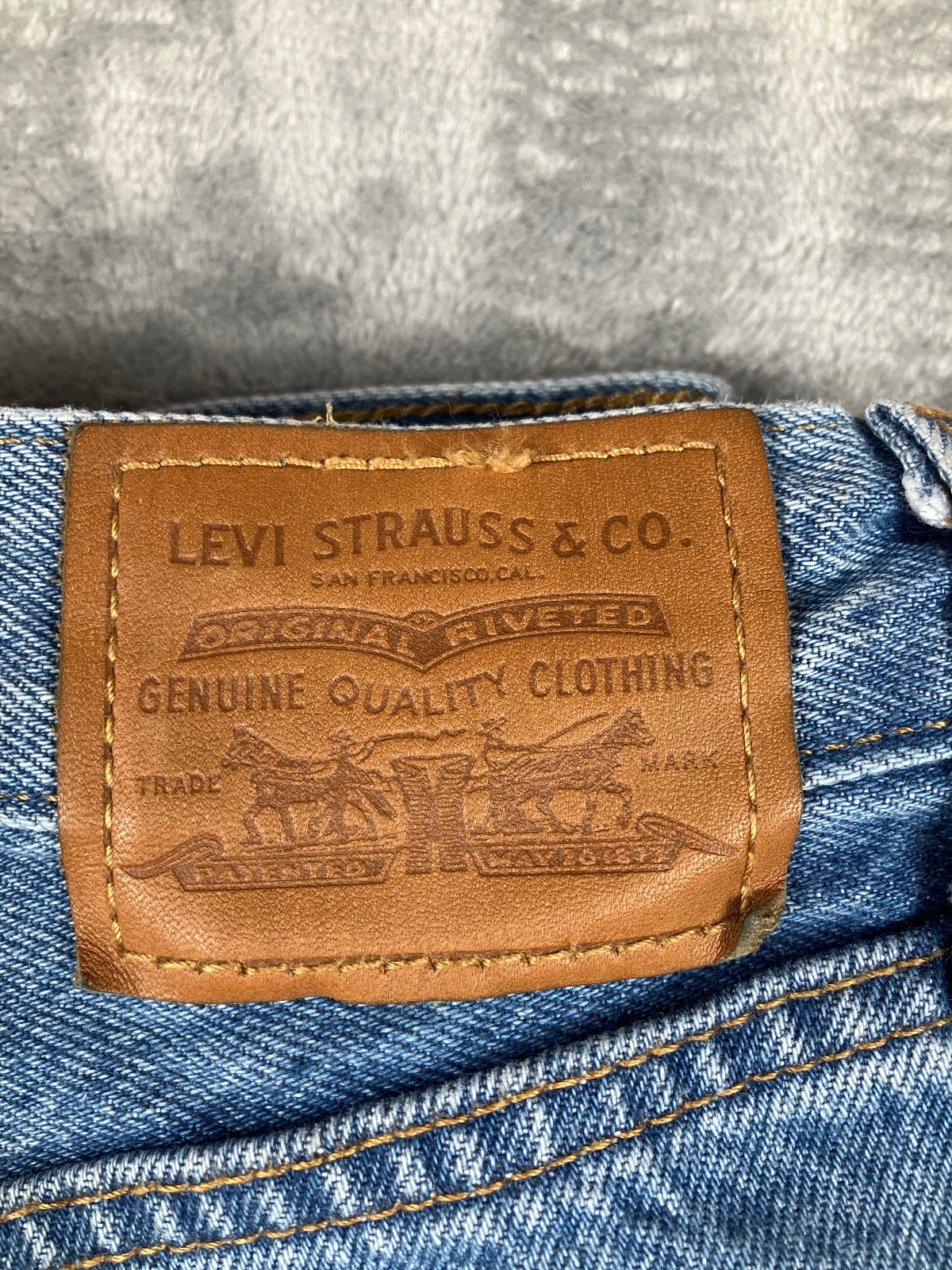 Levi's Premium Capital E Middy Straight Denim Jeans W28