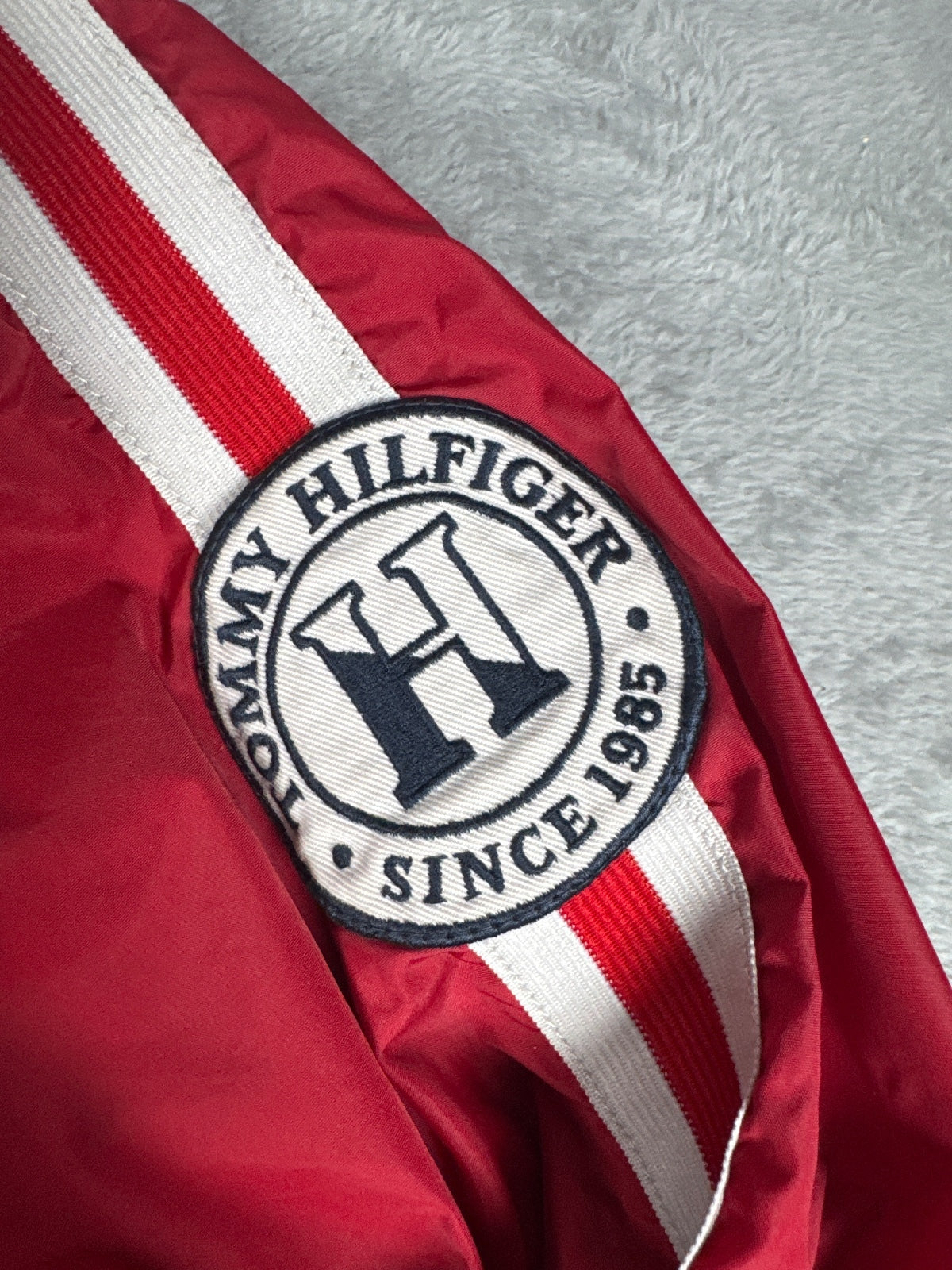 Tommy Hilfiger Red Hooded Windbreaker Jacket Size L