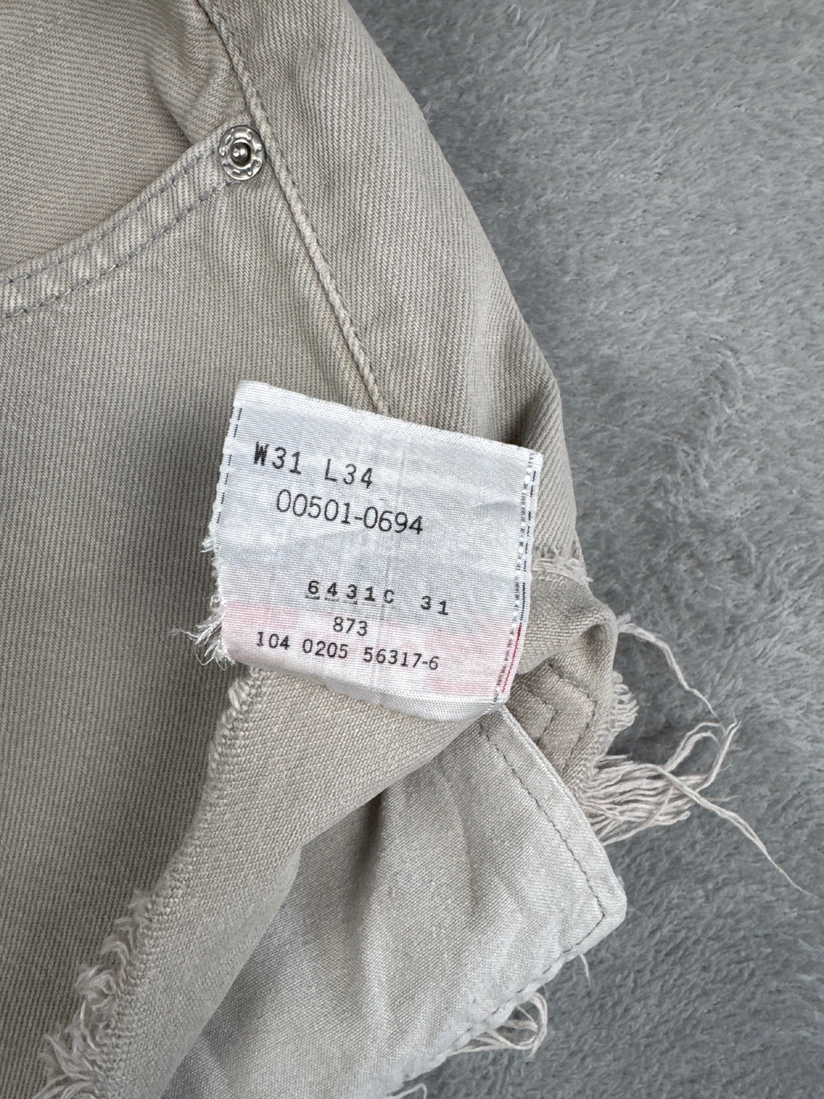 Vintage Levi's Beige High-Waisted Denim Cutoff Shorts - W31