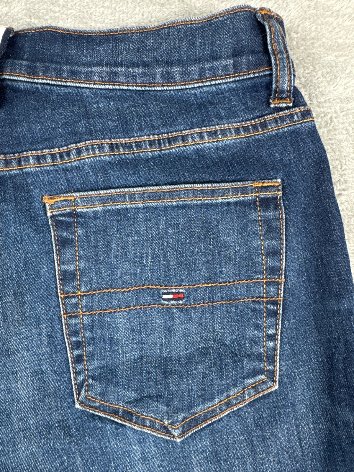 Tommy Hilfiger Denim Men's Blue Raw Hem Denim Shorts - 8