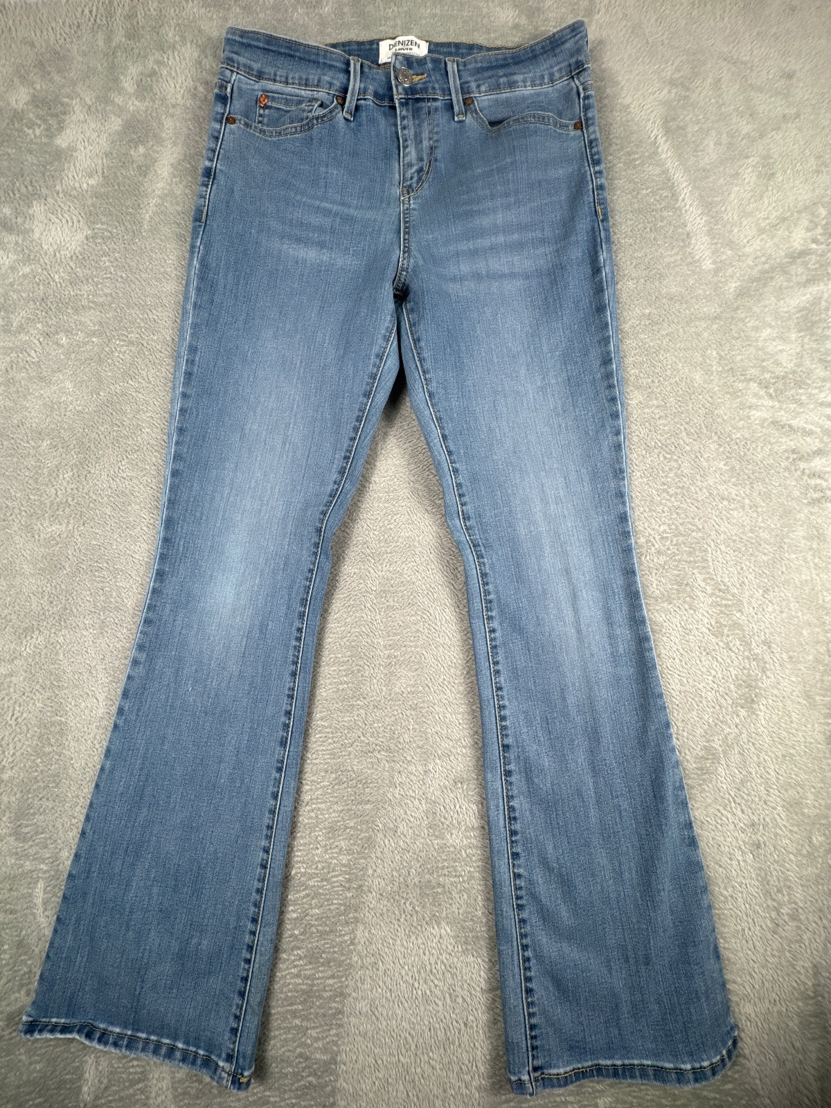Denizen from Levi's Mid Rise Bootcut Jeans W30 L31