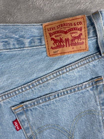 Levi's 501 Light Blue Denim Cutoff Shorts W28