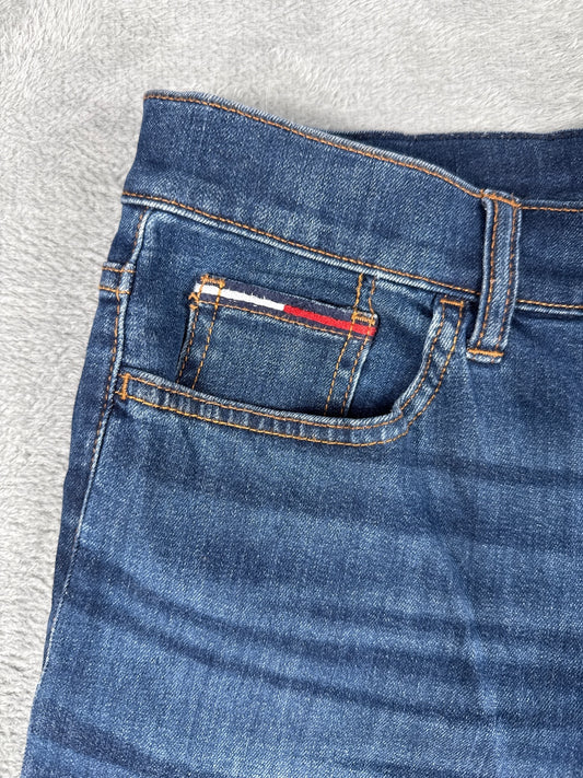 Tommy Hilfiger Denim Men's Blue Raw Hem Denim Shorts - 8