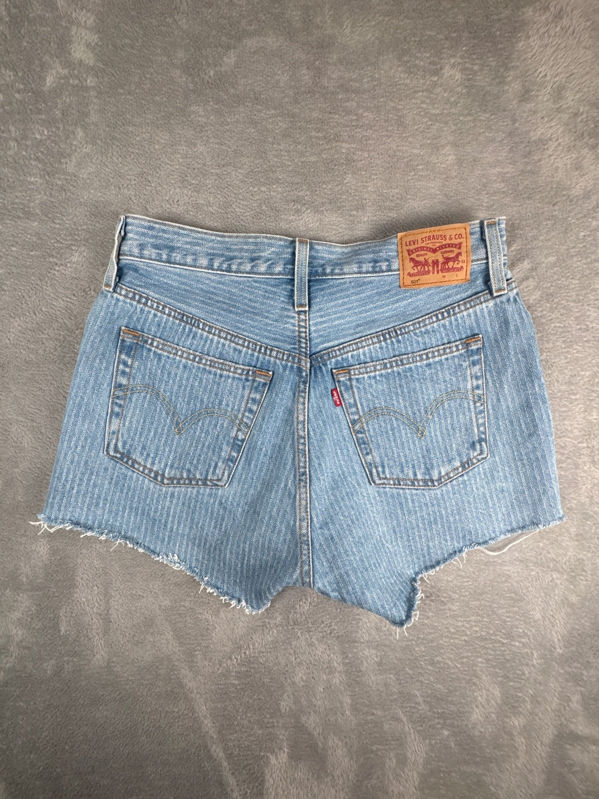 Levi's 501 Light Blue Denim Striped Cutoff Shorts W29