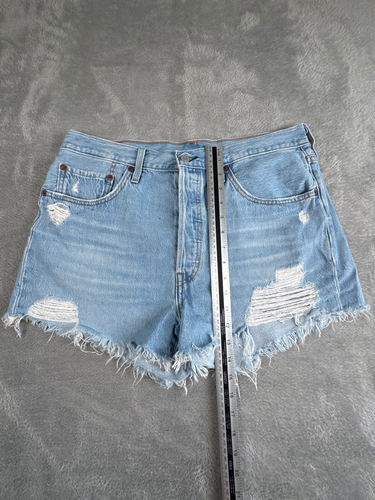 Levi's 501 Light Blue Distressed Denim Shorts W32