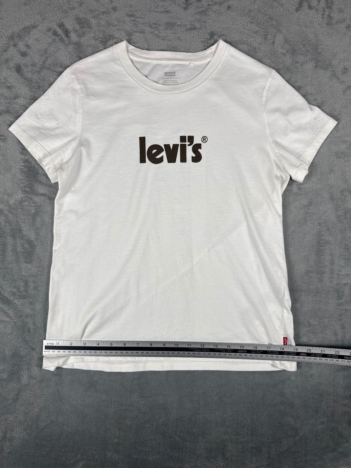 Vintage Levi's White with Brown Logo T-Shirt - Medium