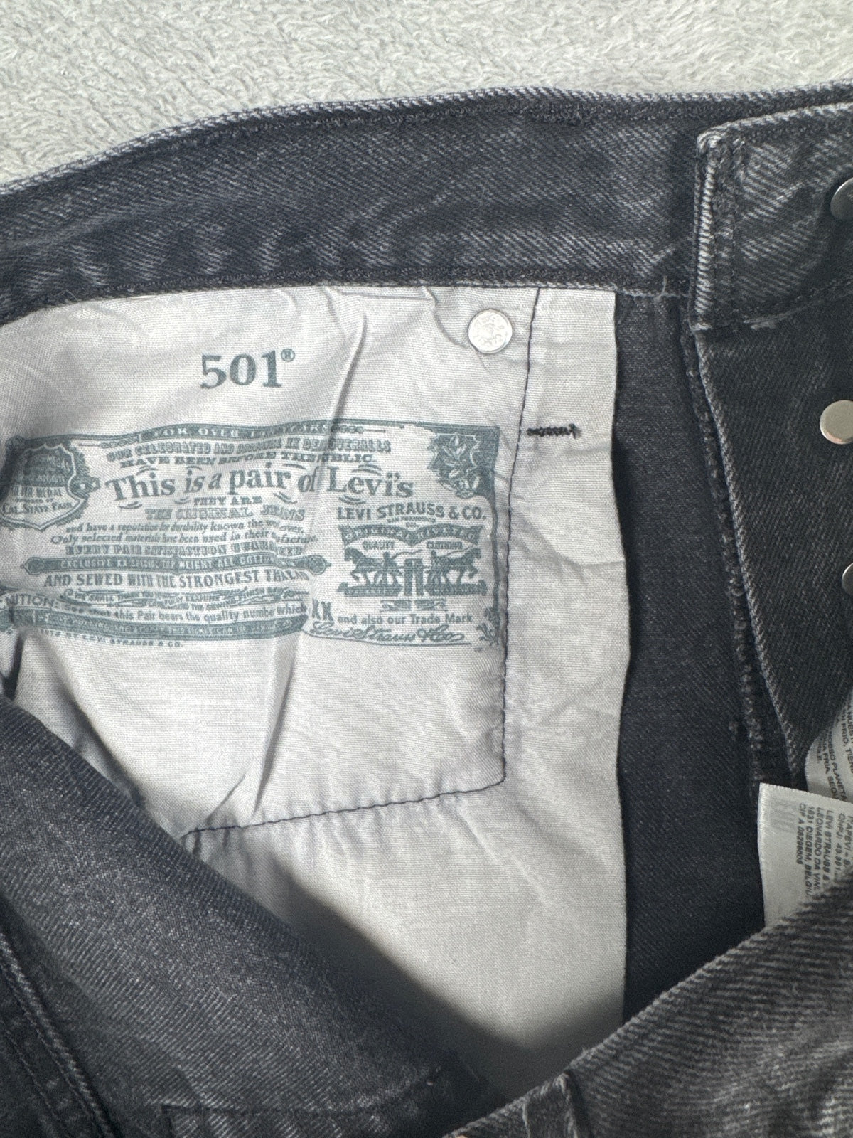 Levi's 501 Black Denim Cutoff Shorts W29