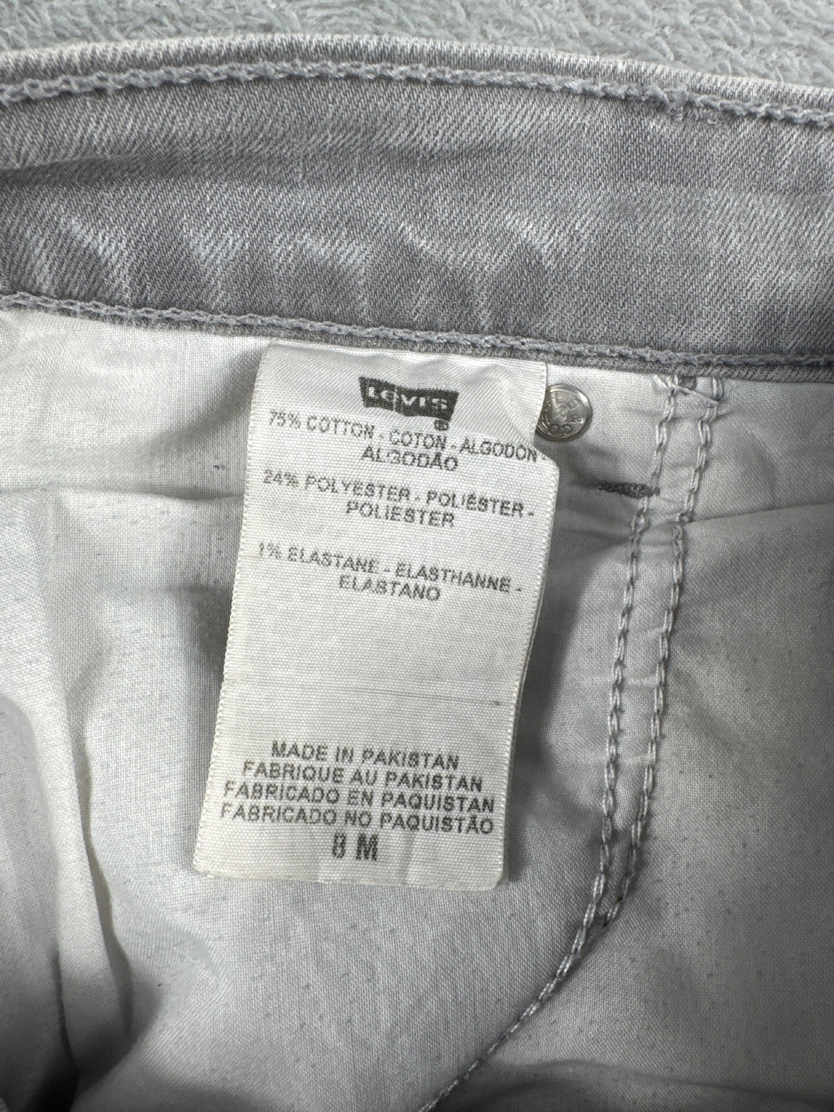 Levi's 550 Relaxed Tapered Grey Jeans Size 8M