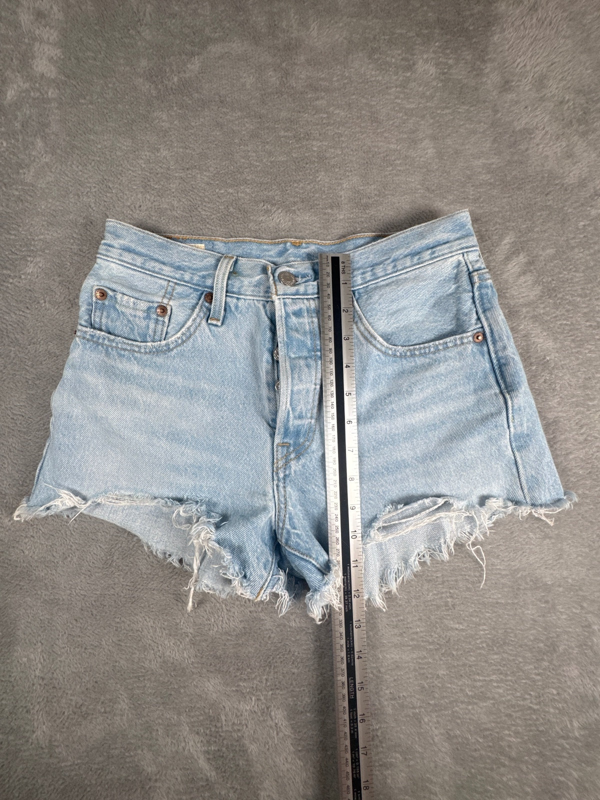 Levi's Premium 501 Light Blue Denim Shorts W25