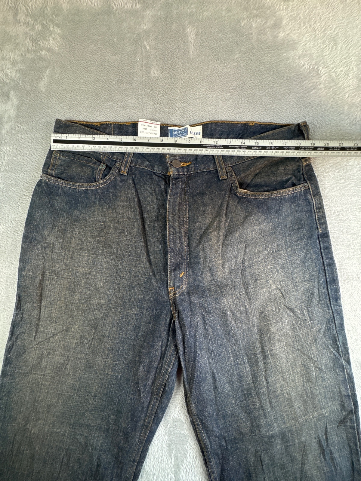 Brand New Levi's Signature Relaxed Fit Men's Jeans W38 L29