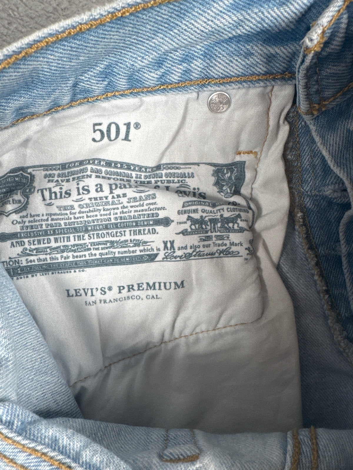 Levi's Premium 501 Light Blue Denim Shorts W25