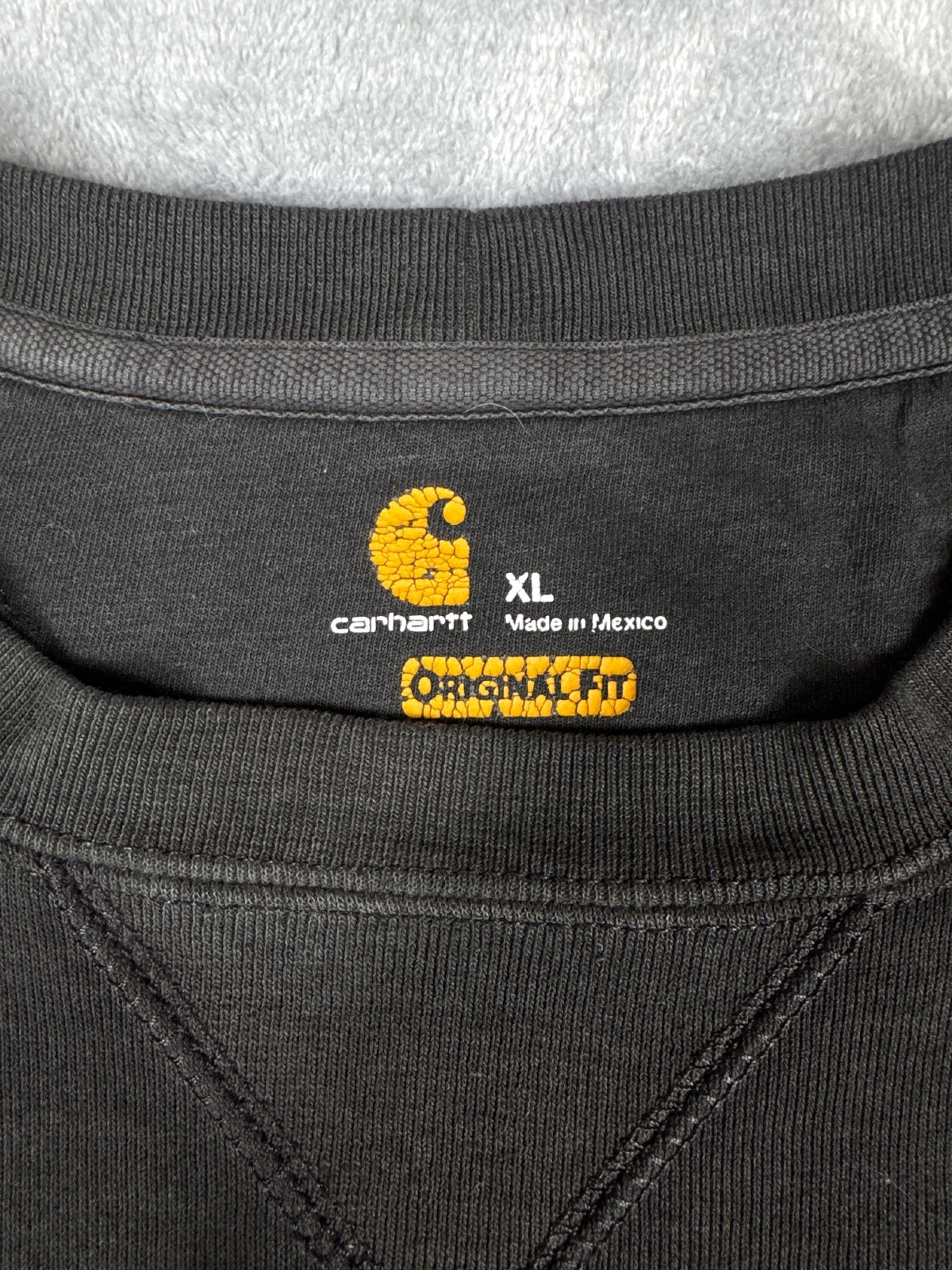 Vintage  Original Fit Black Crewneck Sweatshirt XL