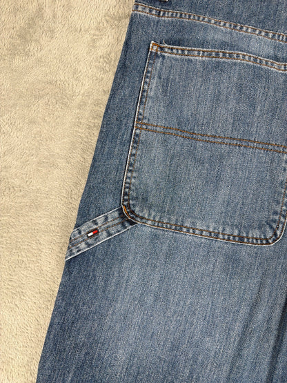 Vintage Retro Y2K Tommy Hilfiger Denim Shorts W36