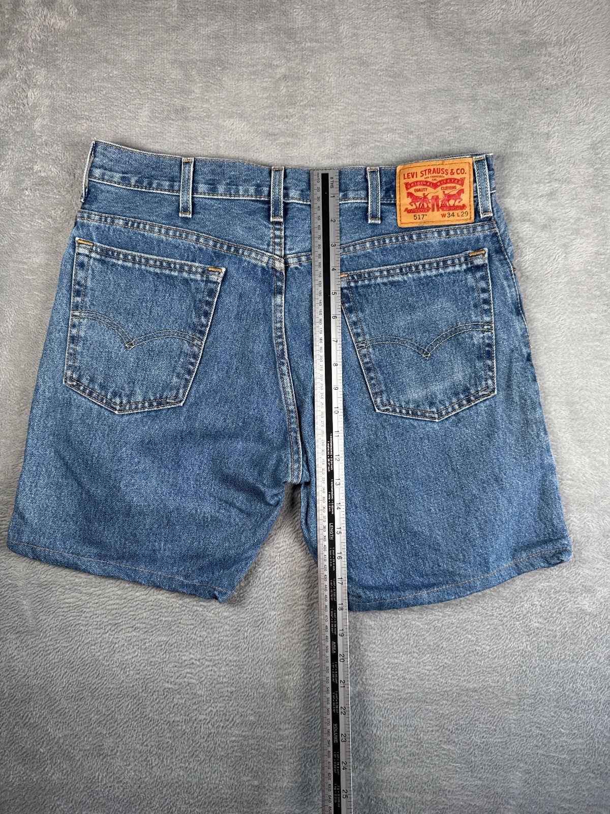 Vintage Classic Levi's 517 Blue Denim Shorts W34