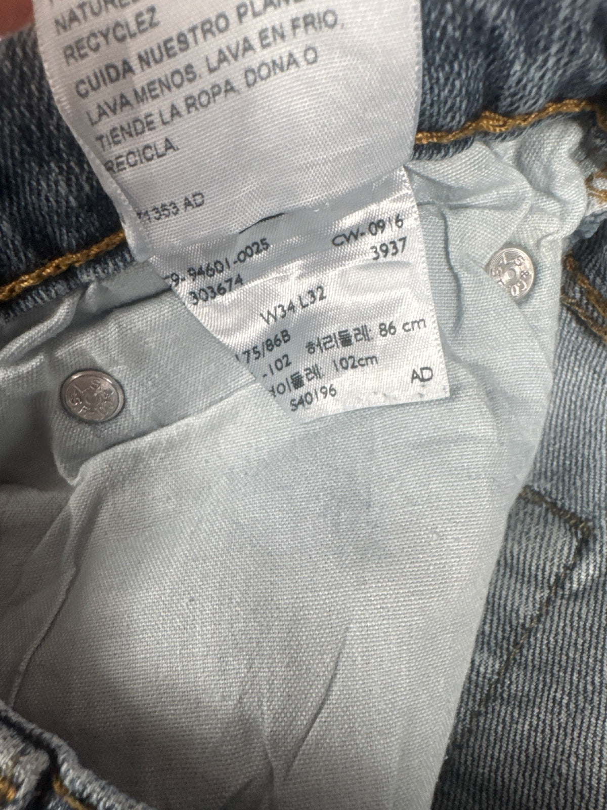 Levi's Signature Light Blue Denim Jeans W34 L32