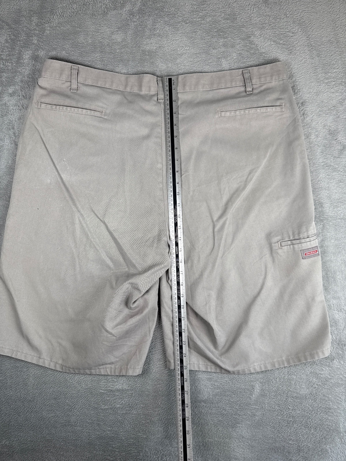Retro Everyday Dickies Beige Grey Work Shorts Size 44