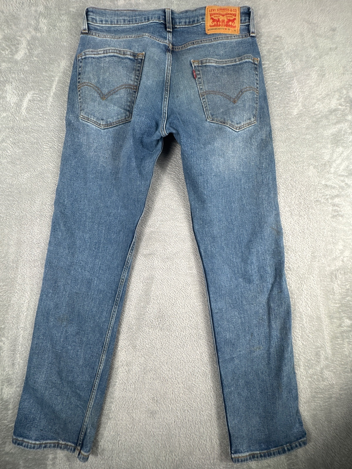 Levi's Men's Blue Denim Jeans Workwear Fit W32 L32