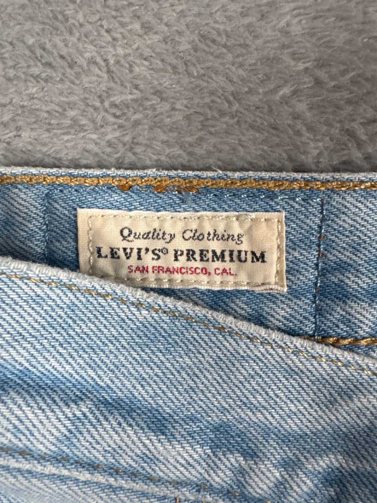 Levi's Premium 501 Light Blue Denim Shorts W25