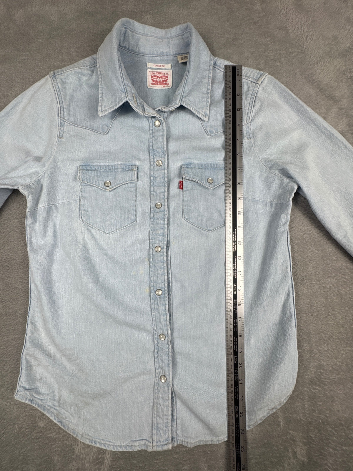 Levi's Classic Fit Light Blue Denim Shirt Size XS