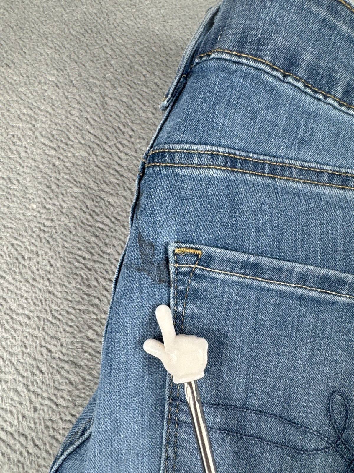 Denizen from Levi's Mid Rise Bootcut Jeans W30 L31