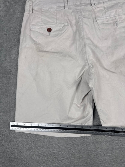 Retro Tommy Hilfiger Men's Beige Chino Shorts - W32