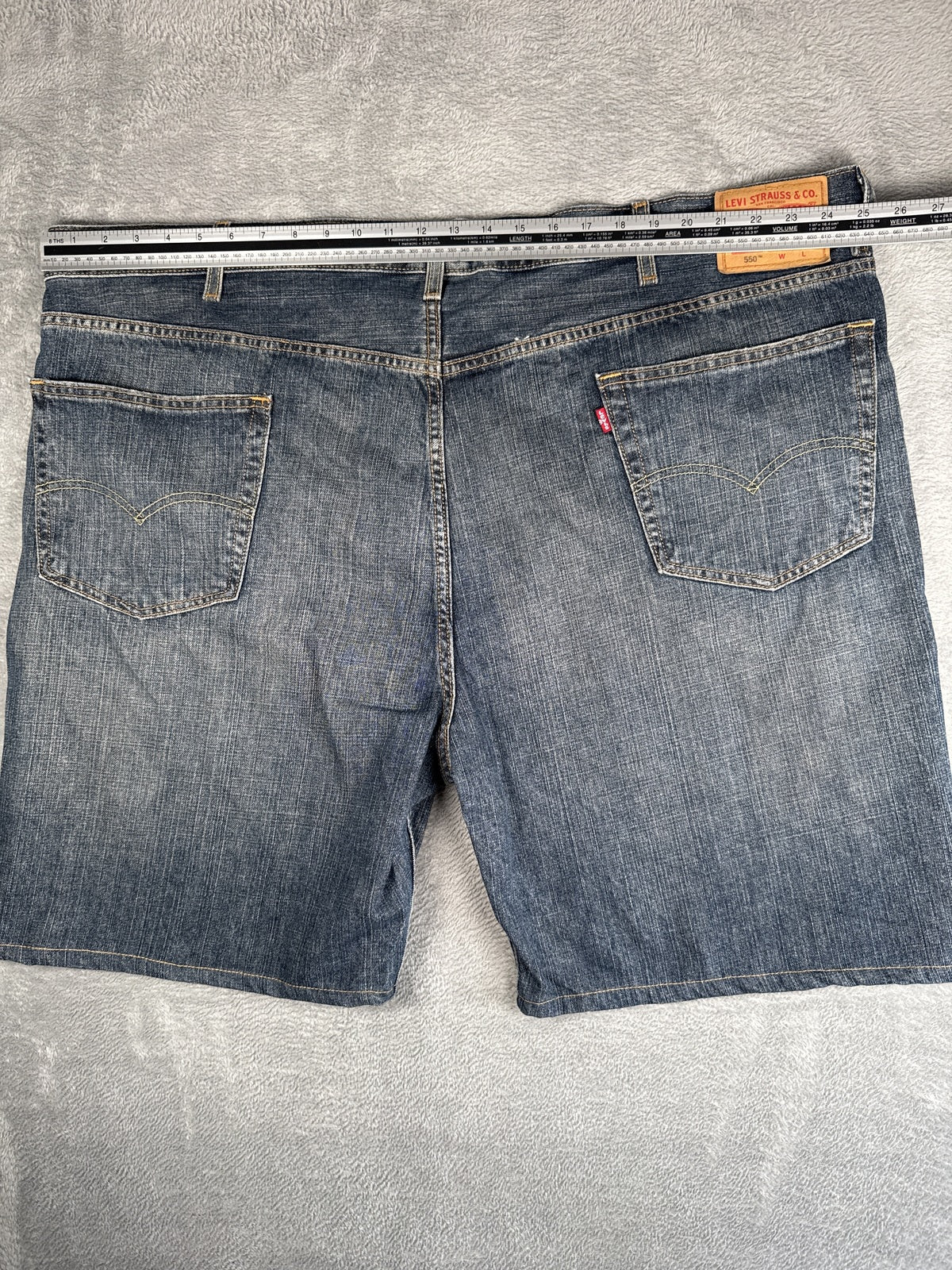 Classic Vintage Levi's 550 Men's Denim Shorts Blue - W50